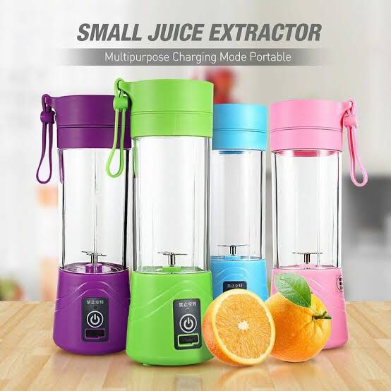 Portable USB Rechargeable Blender | Mini Juicer for Smoothies & Shakes